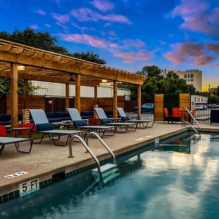 Modern 1Br Retreat Pool 10 Minutes To Austin Apartment Exterior photo