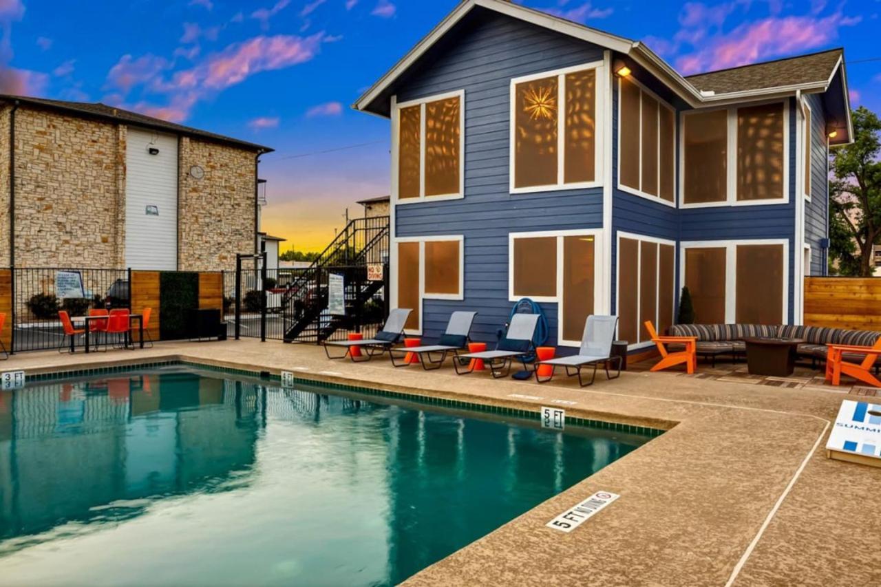 Modern 1Br Retreat Pool 10 Minutes To Austin Apartment Exterior photo